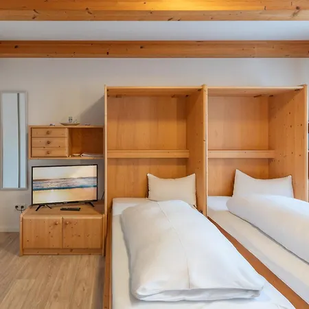 Direkt Am Deich - Foehr Im Gaestehaus Am Badedeich * Dagebuell